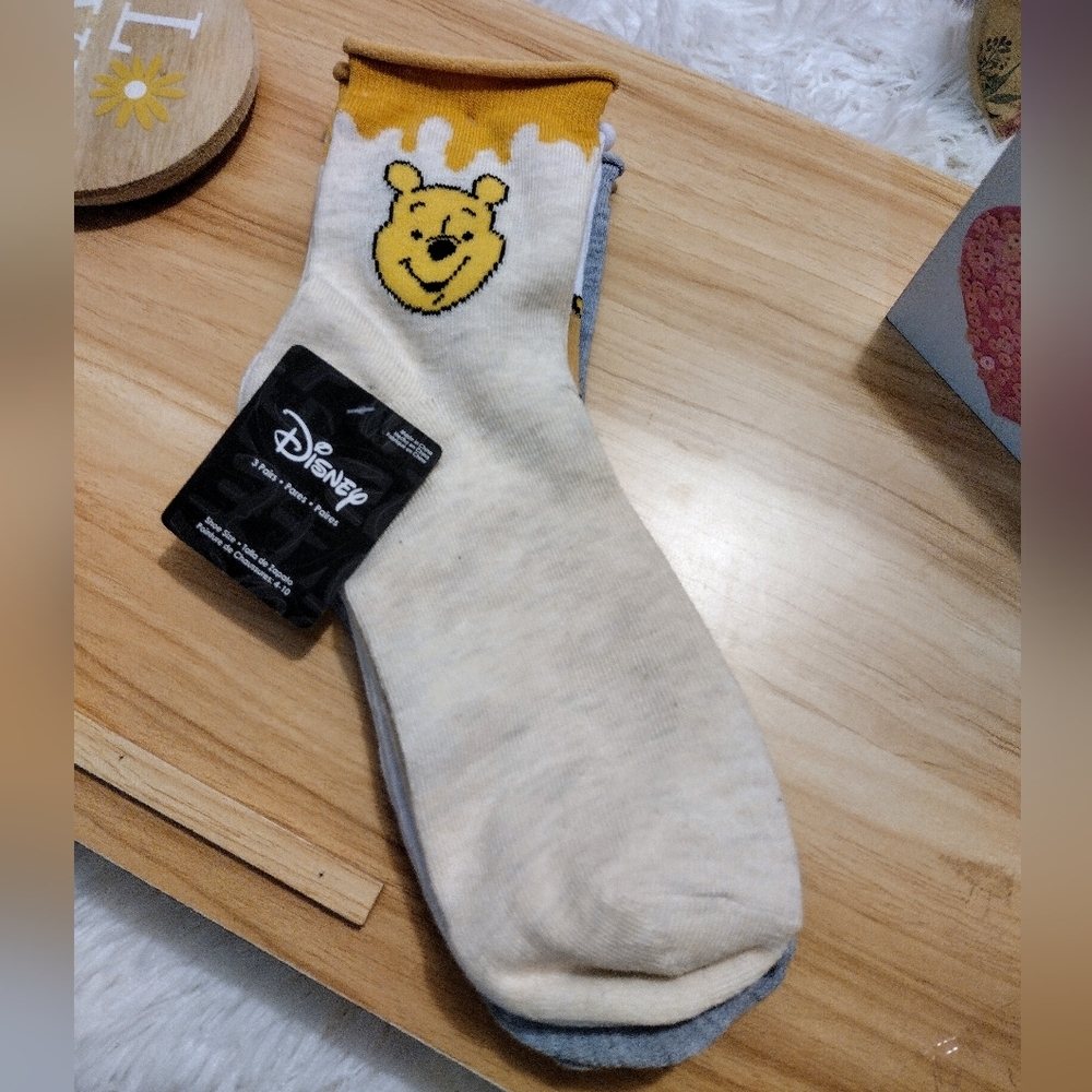 Disney Winnie The Pooh Crew Socks 3 Pair Adult One Size Fits Most